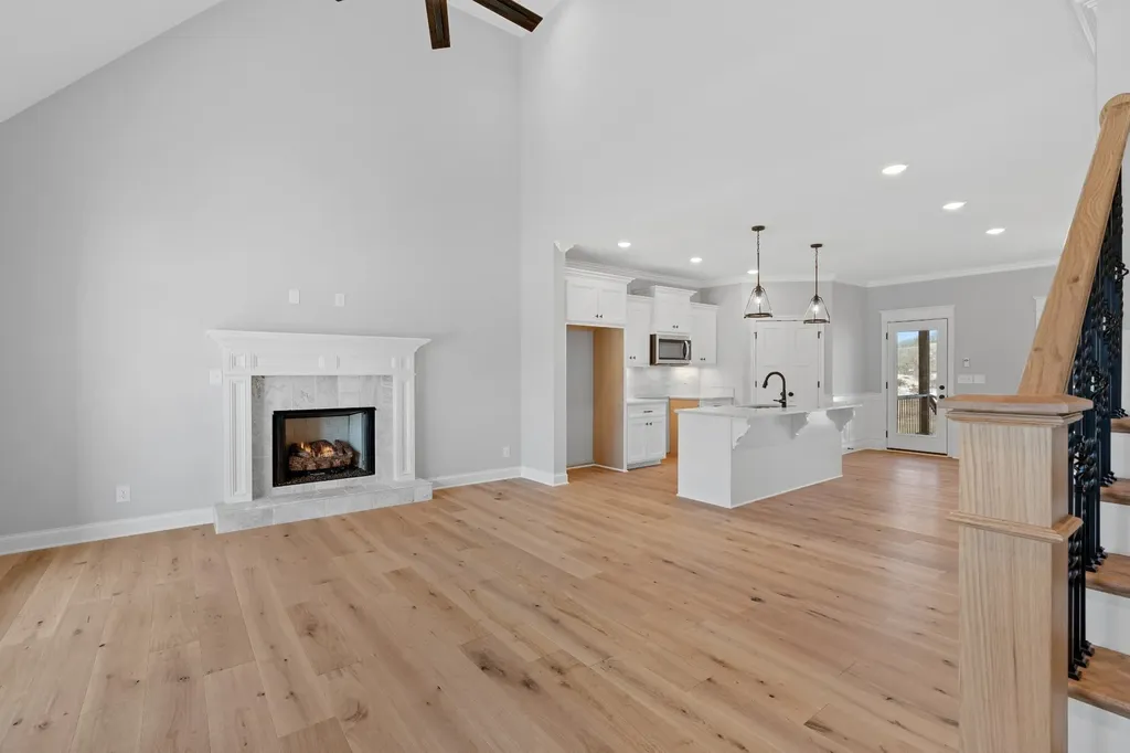 2033 Wt Chandler Boulevard #60 Gallatin TN 37066