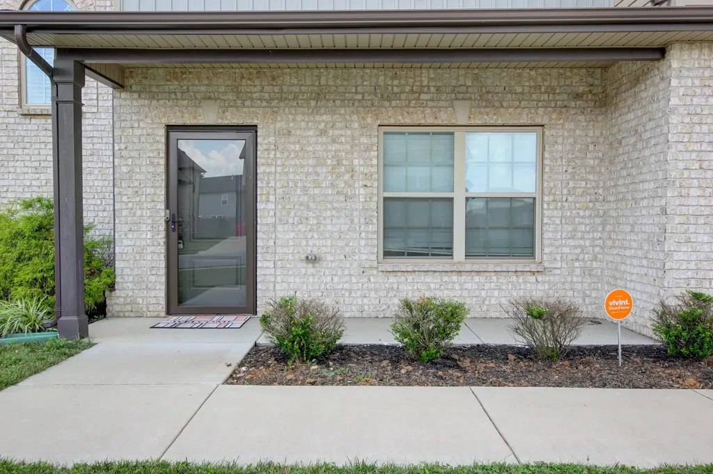 913 Isaac Drive Clarksville TN 37040