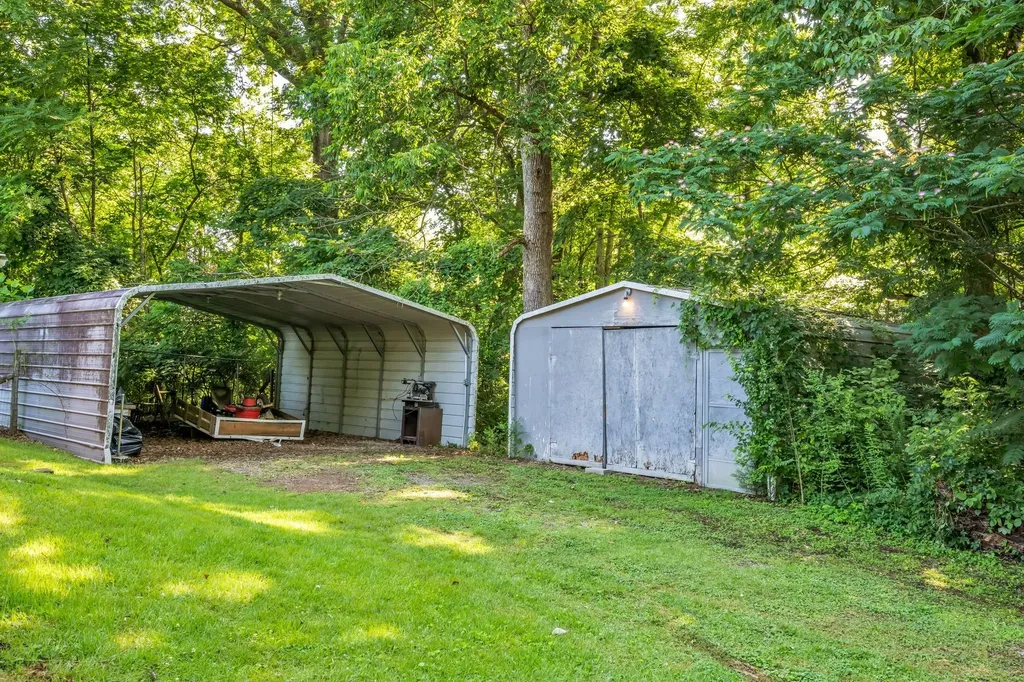 115 Atkinson Heights Centerville TN 37033