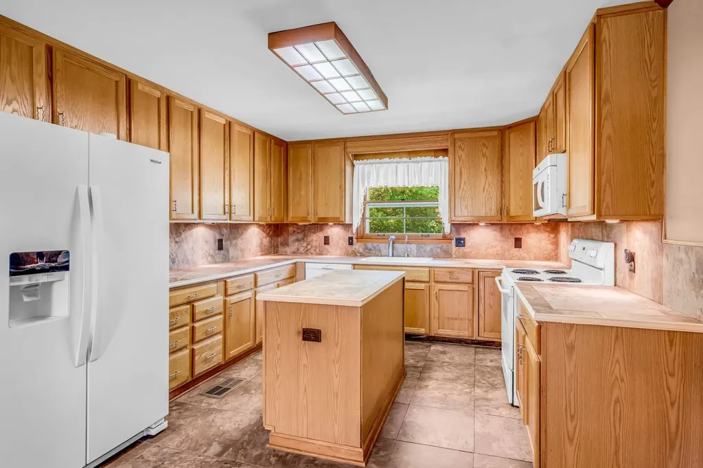 115 Atkinson Heights Centerville TN 37033