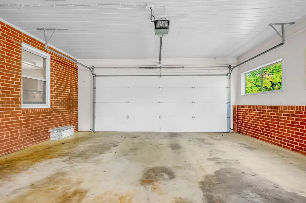 115 Atkinson Heights Centerville TN 37033
