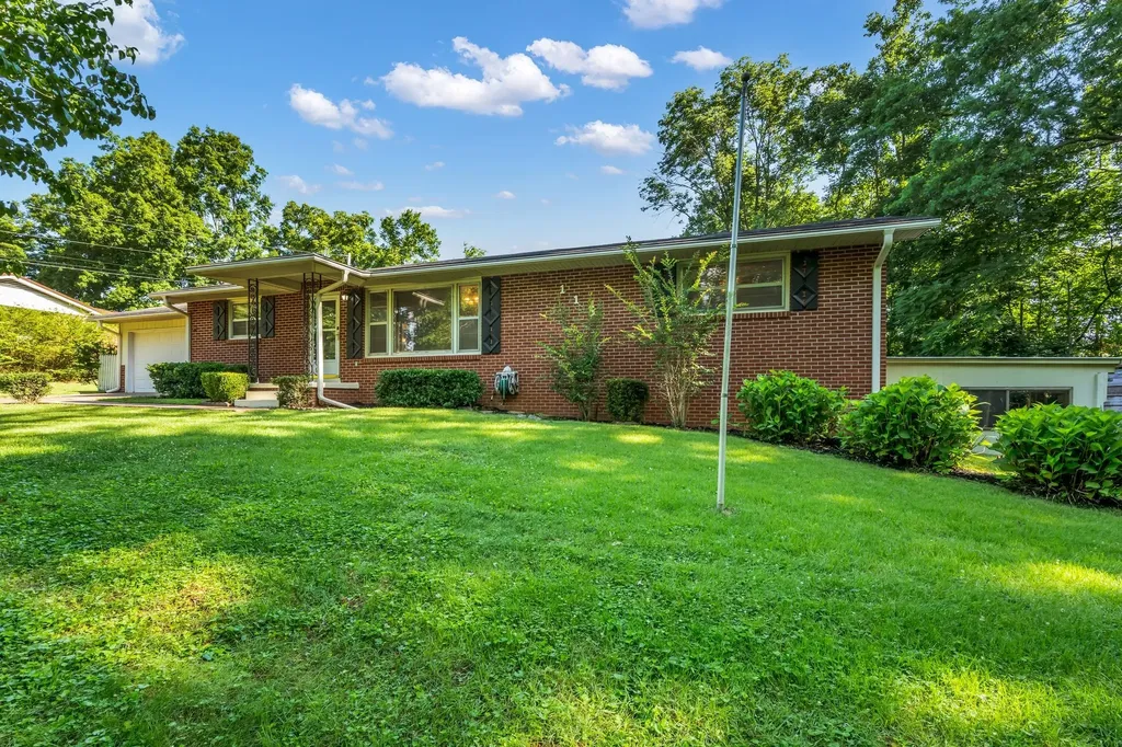 115 Atkinson Heights Centerville TN 37033