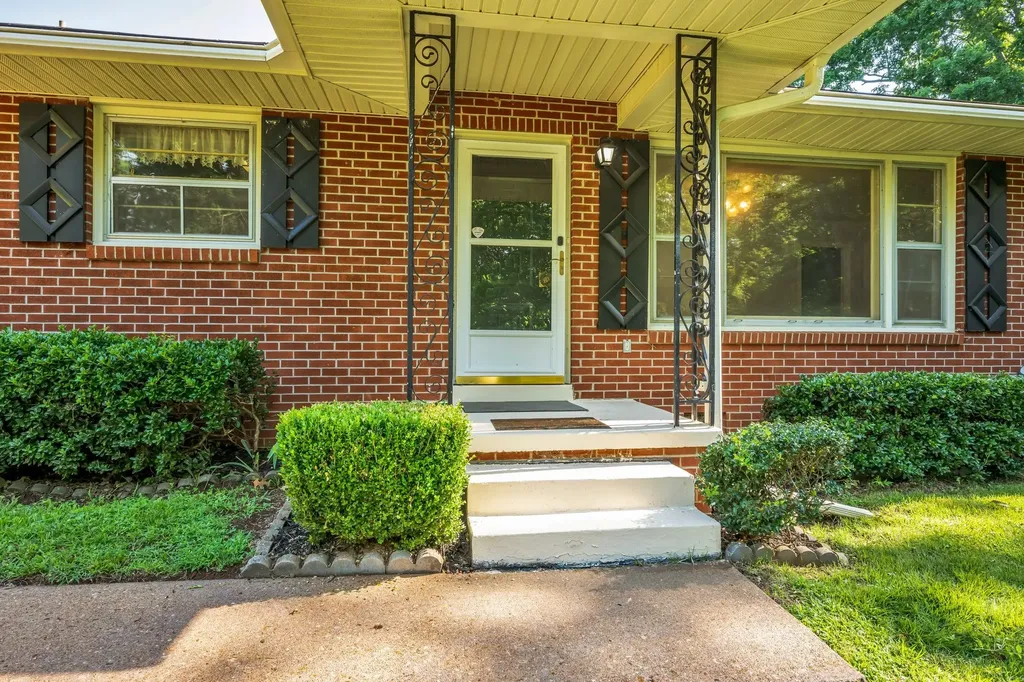 115 Atkinson Heights Centerville TN 37033