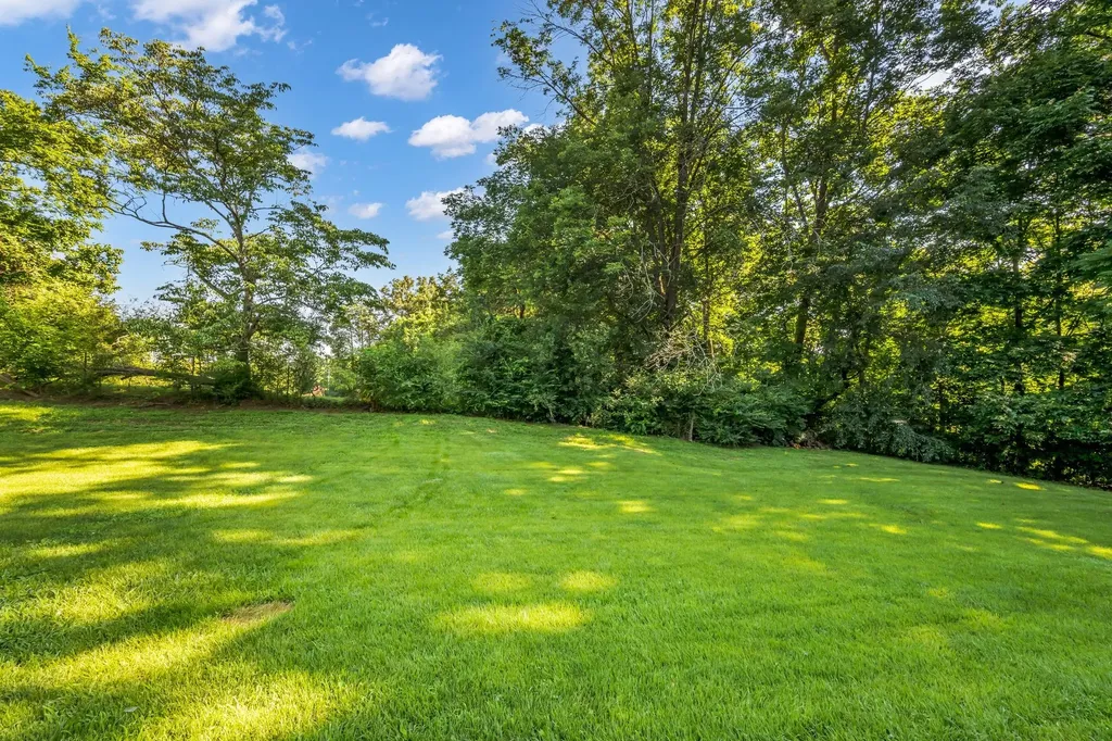 115 Atkinson Heights Centerville TN 37033