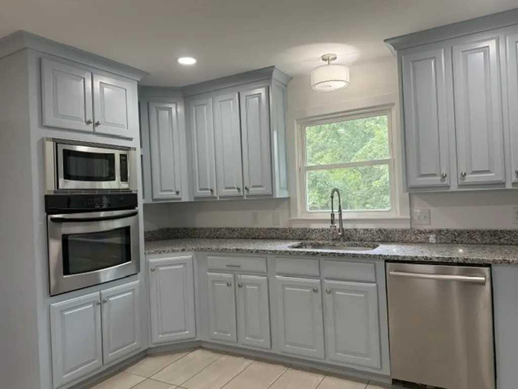 647 52 E Highway, E Portland TN 37148
