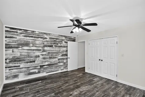 647 52 E Highway, E Portland TN 37148