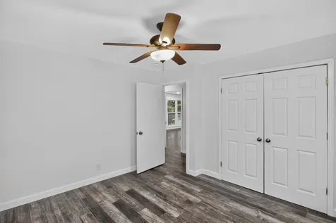 647 52 E Highway, E Portland TN 37148