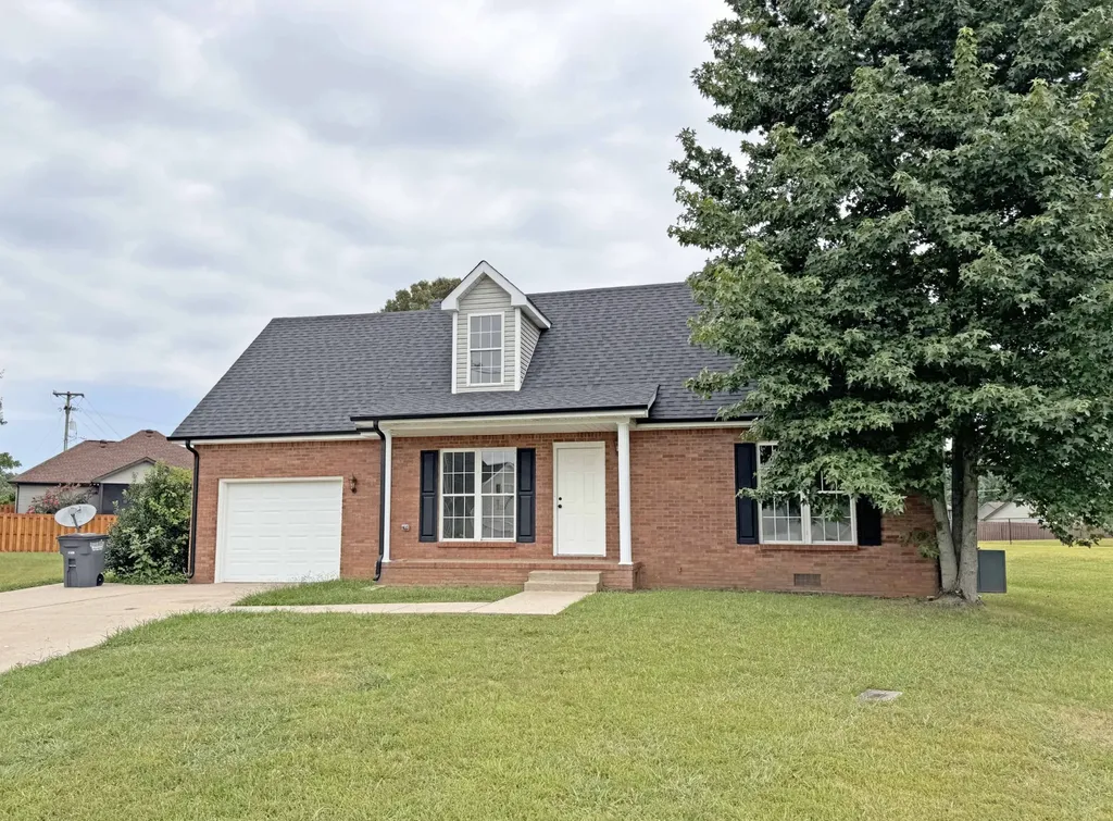 289 Ballygar Court Clarksville TN 37043