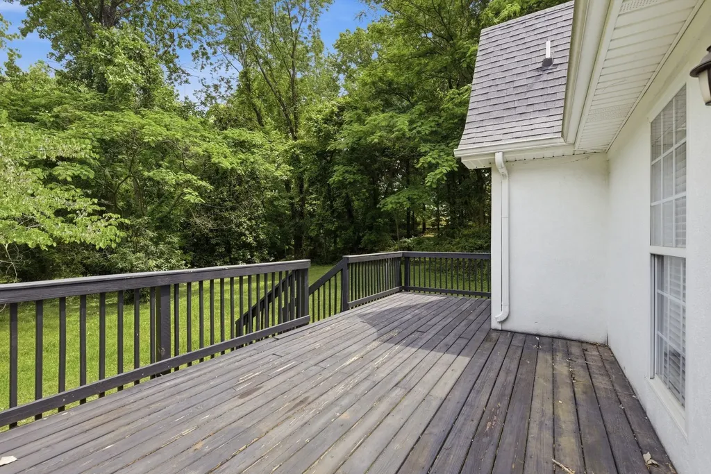 123 Vivian Drive Clarksville TN 37042