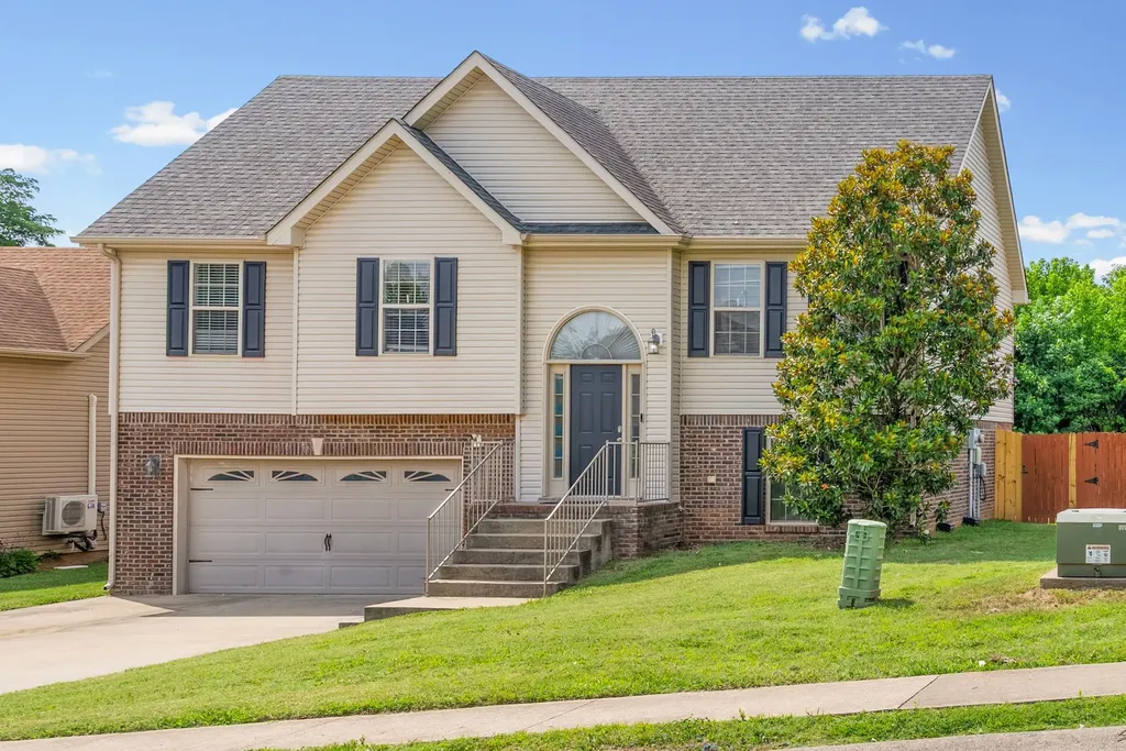 1996 General Neyland Drive Clarksville TN 37042