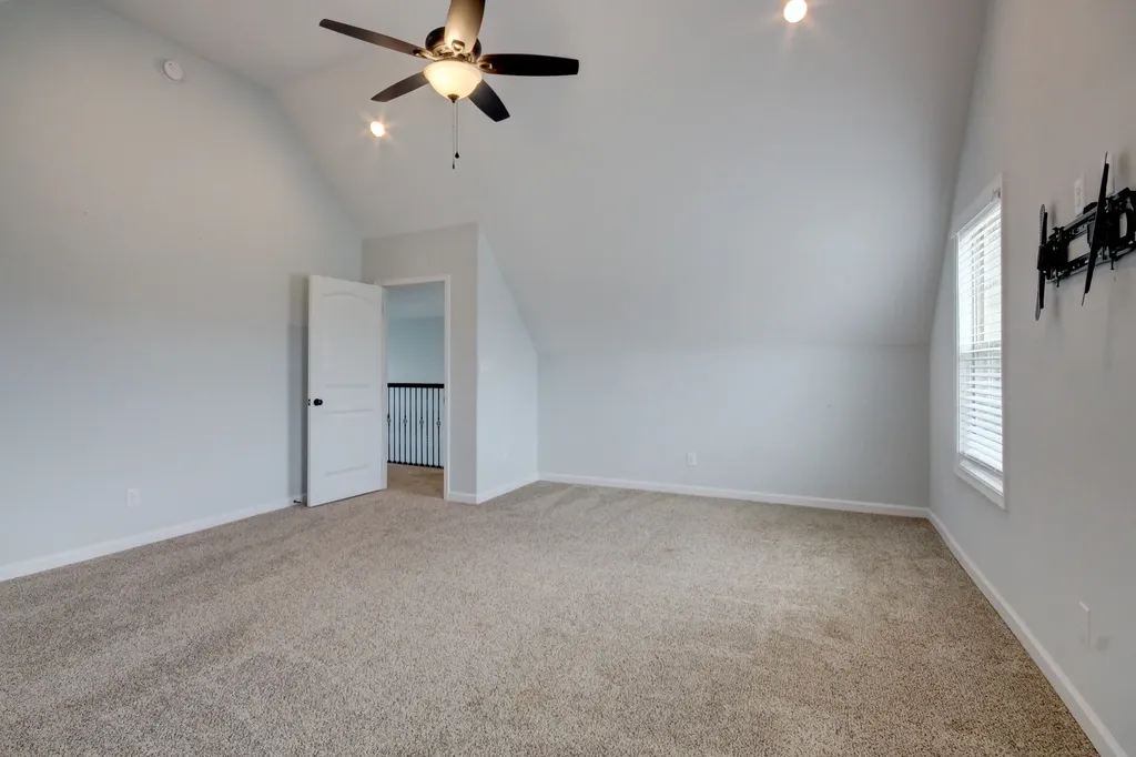 541 Low Country Court Clarksville TN 37042