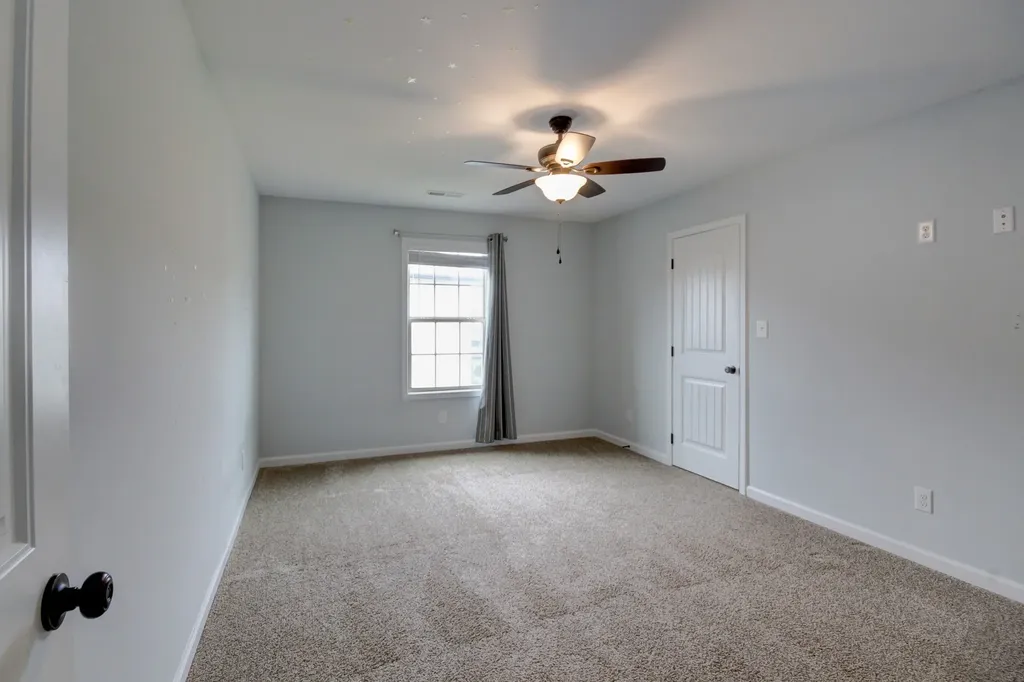 541 Low Country Court Clarksville TN 37042