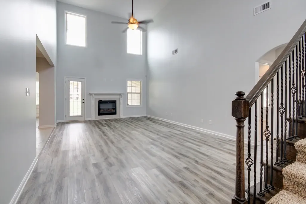 541 Low Country Court Clarksville TN 37042