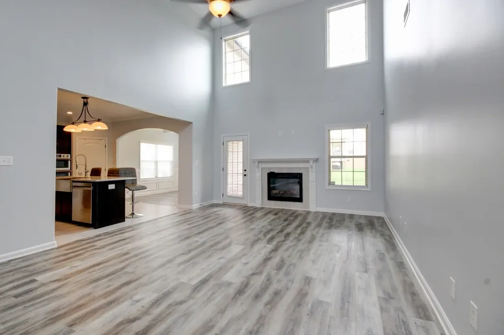 541 Low Country Court Clarksville TN 37042