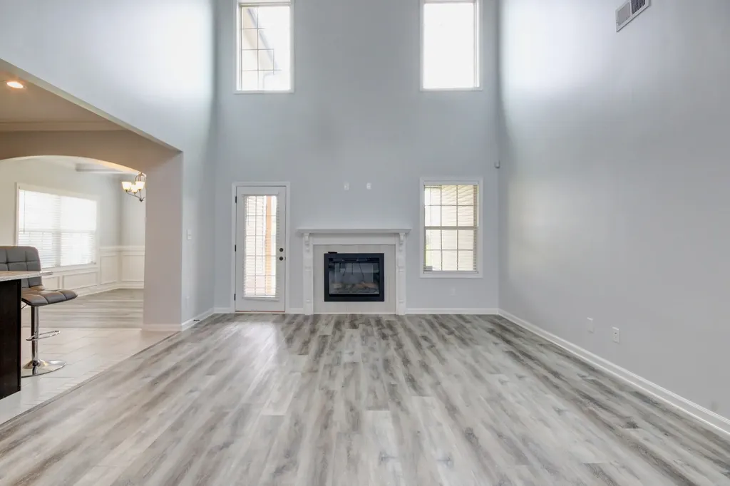 541 Low Country Court Clarksville TN 37042