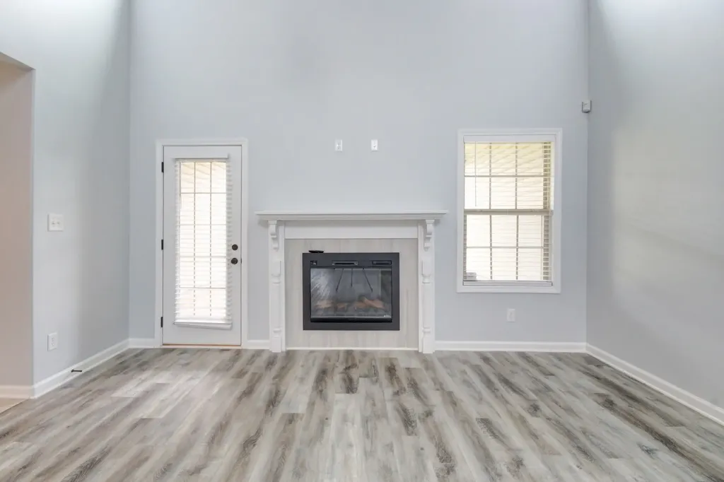 541 Low Country Court Clarksville TN 37042