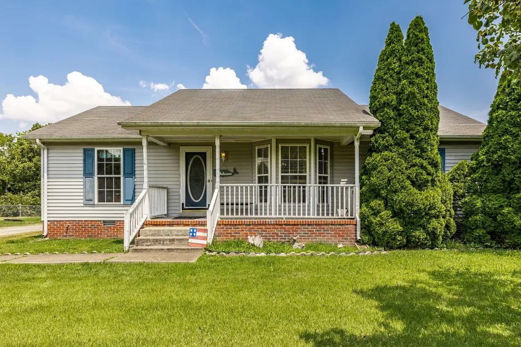 2029 Shawnee Lane Greenbrier TN 37073