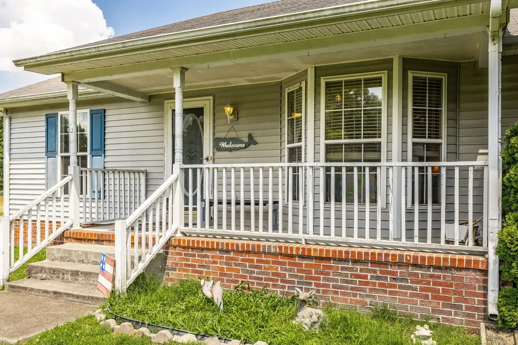 2029 Shawnee Lane Greenbrier TN 37073