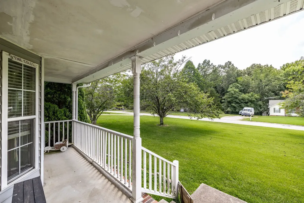 2029 Shawnee Lane Greenbrier TN 37073