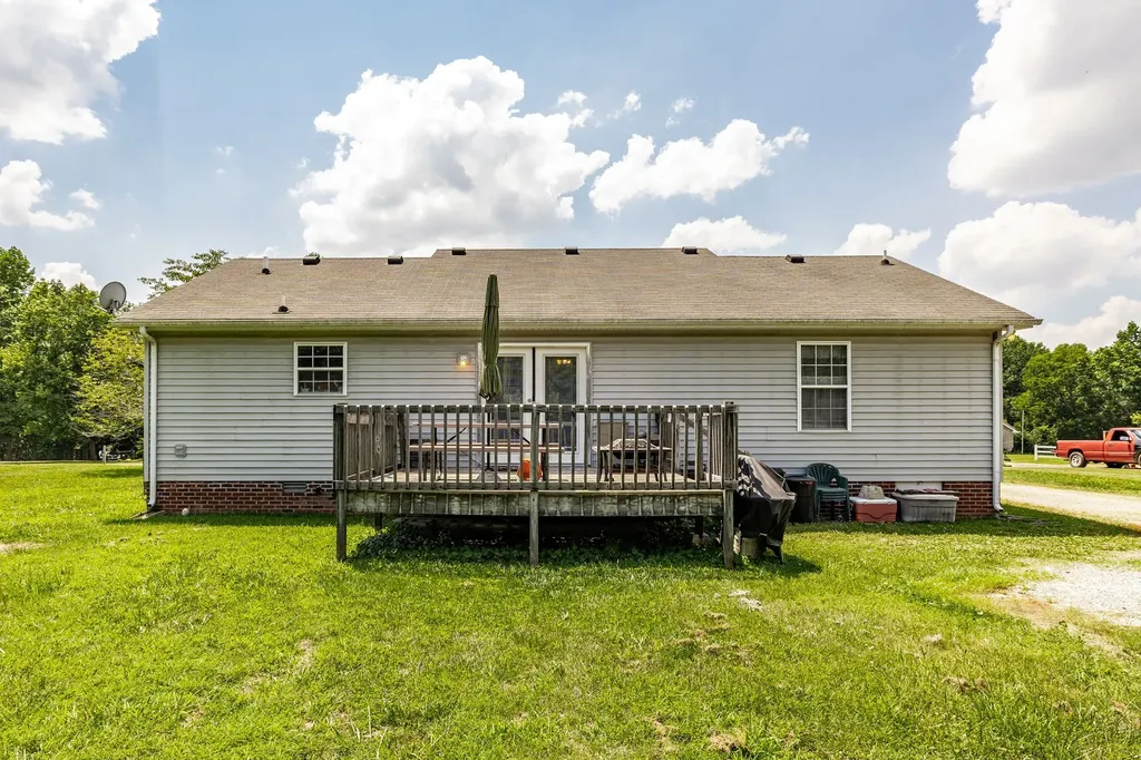 2029 Shawnee Lane Greenbrier TN 37073