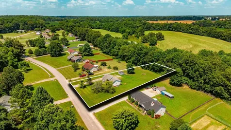 2029 Shawnee Lane Greenbrier TN 37073