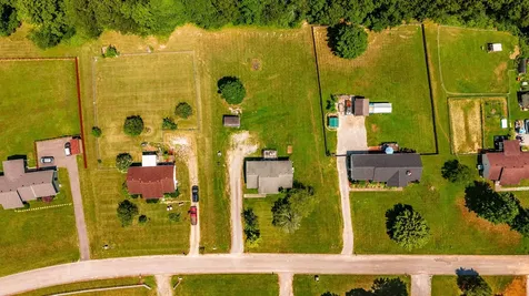 2029 Shawnee Lane Greenbrier TN 37073