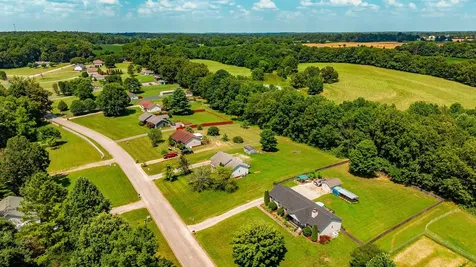 2029 Shawnee Lane Greenbrier TN 37073