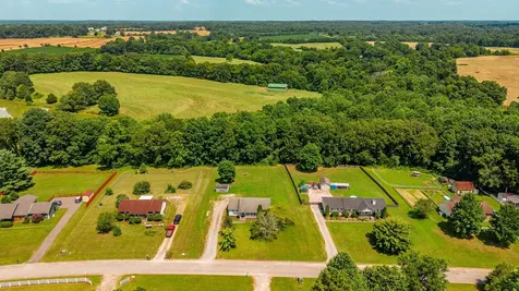 2029 Shawnee Lane Greenbrier TN 37073