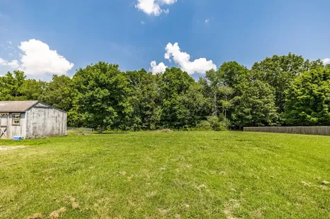 2029 Shawnee Lane Greenbrier TN 37073