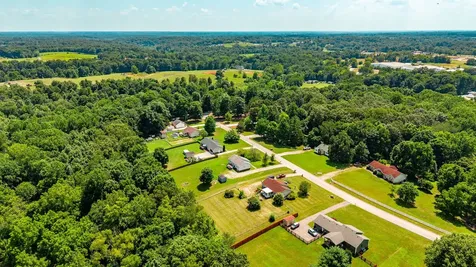 2029 Shawnee Lane Greenbrier TN 37073