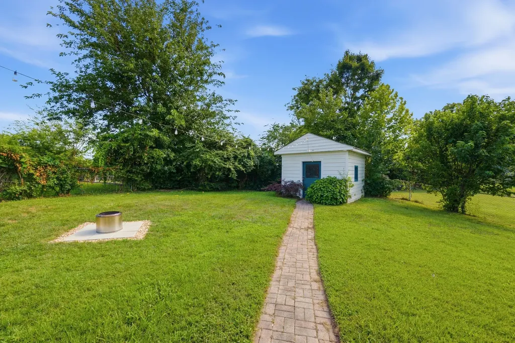 2235 Weona Drive Nashville TN 37214
