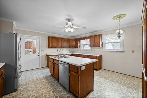 112 E Park Street Guthrie KY 42234