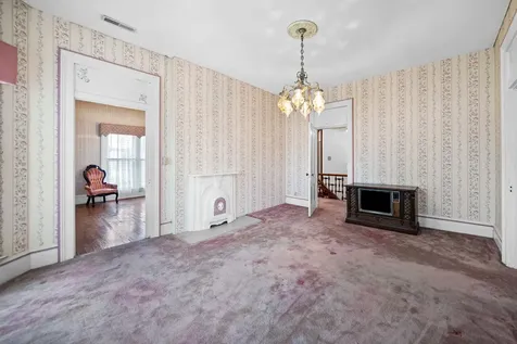 112 E Park Street Guthrie KY 42234