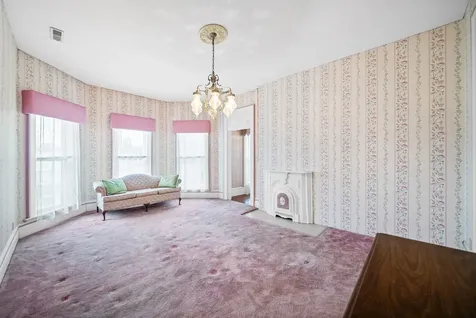112 E Park Street Guthrie KY 42234