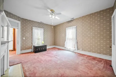 112 E Park Street Guthrie KY 42234
