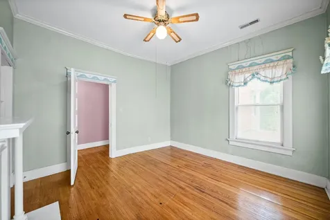 112 E Park Street Guthrie KY 42234