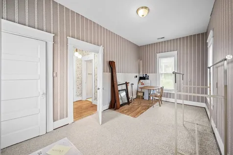 112 E Park Street Guthrie KY 42234