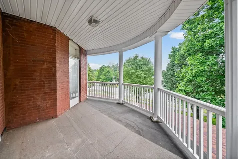 112 E Park Street Guthrie KY 42234