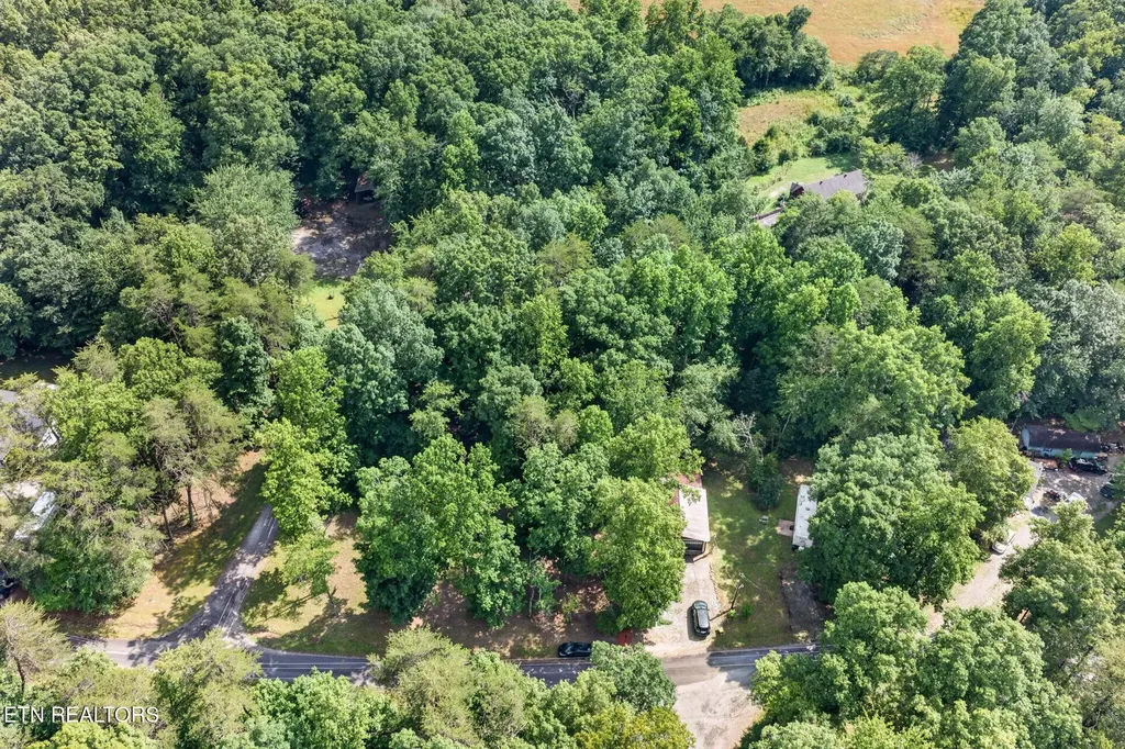 207 David Crockett Road Crossville TN 38572