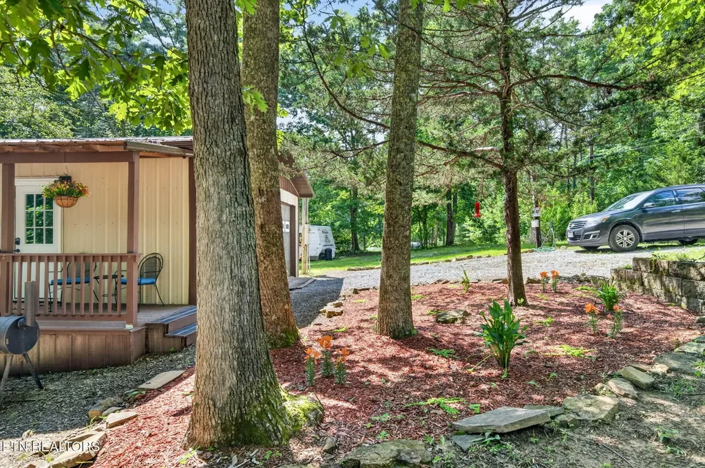 207 David Crockett Road Crossville TN 38572