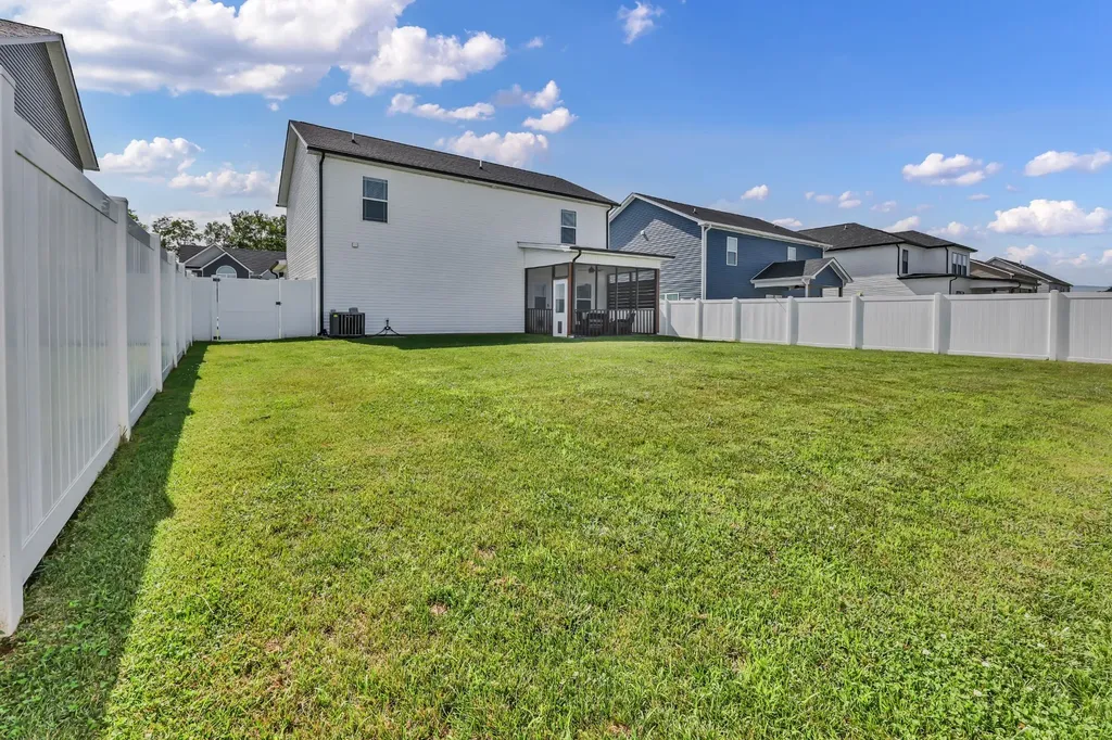 225 Kildeer Drive Clarksville TN 37040