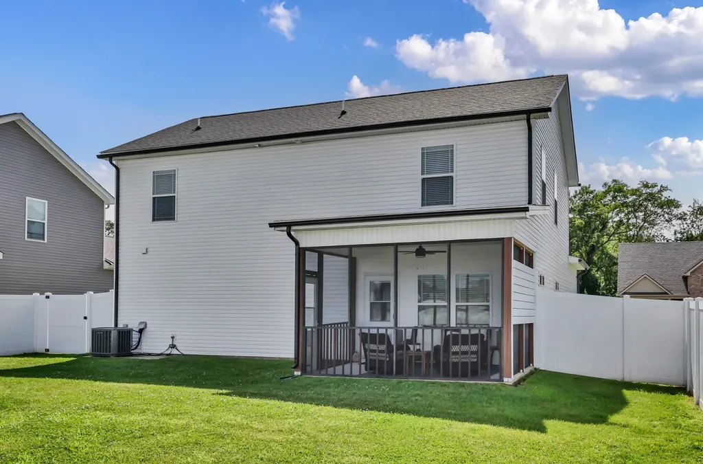 225 Kildeer Drive Clarksville TN 37040