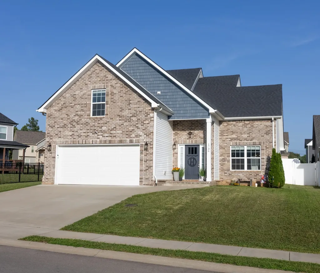 1736 Heritage Drive Clarksville TN 37043