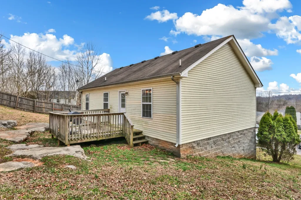 1116 Gunpoint Drive Clarksville TN 37042