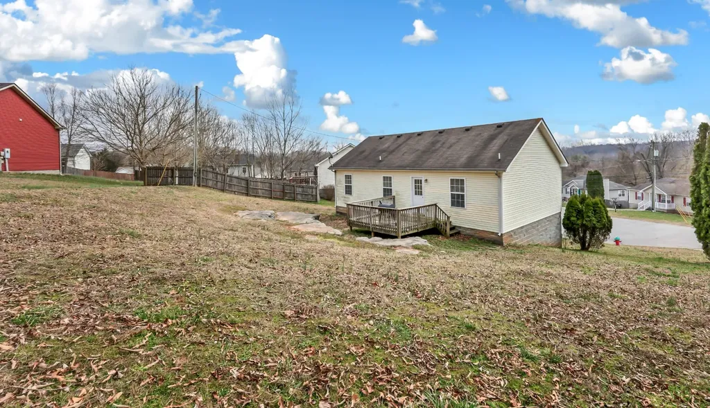 1116 Gunpoint Drive Clarksville TN 37042