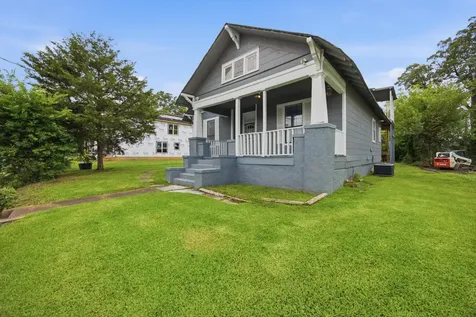 2111 Chamberlain Avenue Chattanooga TN 37404