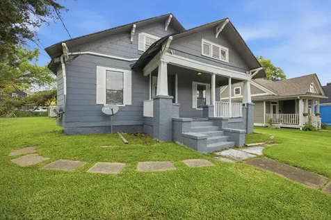 2111 Chamberlain Avenue Chattanooga TN 37404