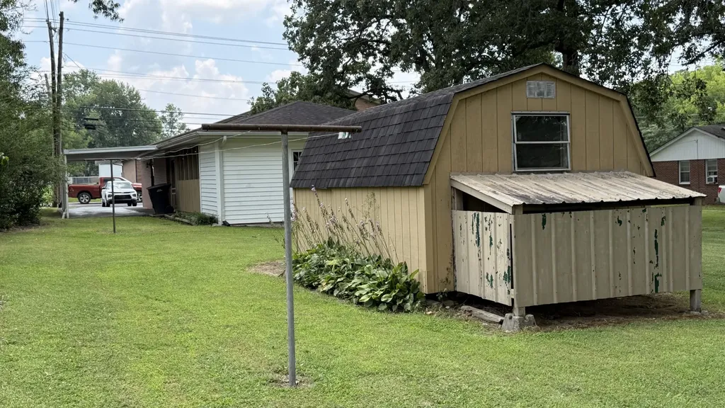 1102 W Lincoln Street Tullahoma TN 37388