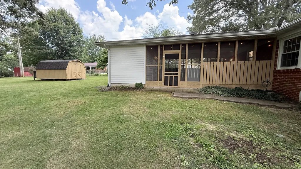 1102 W Lincoln Street Tullahoma TN 37388