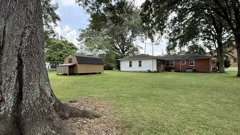 1102 W Lincoln Street Tullahoma TN 37388